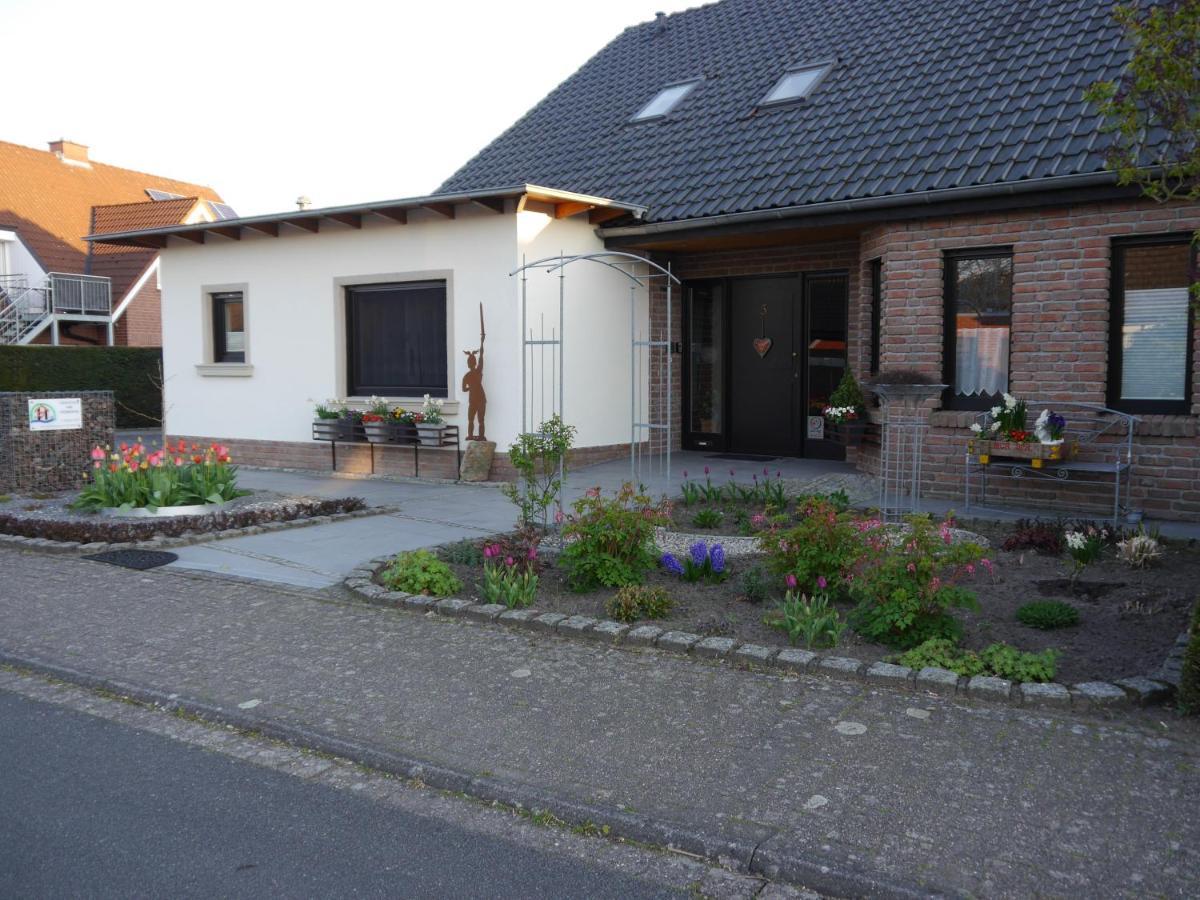Gaestehaus Am Hermann Hoerstel Exterior foto